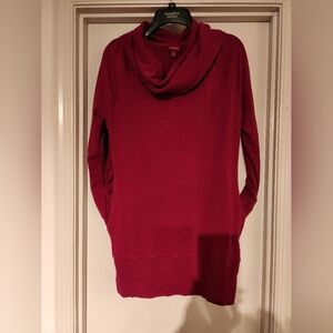 Red tunic top w/pockets size med perfect with leggings